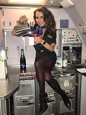 Amateurs in sexy nylons #059